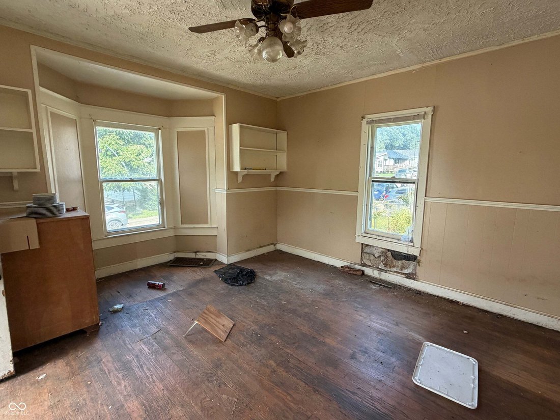 House in Bedford, Indiana, United States 4 - 18908730