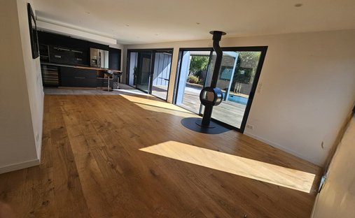 Maison à Kerguelen-Quehello Congard-Maison Rou, Larmor-Plage, France 1