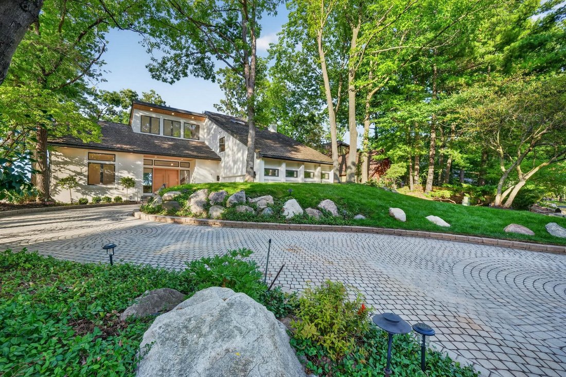 Casa en Orchard Lake Village, Míchigan, Estados Unidos 1 - 18905111