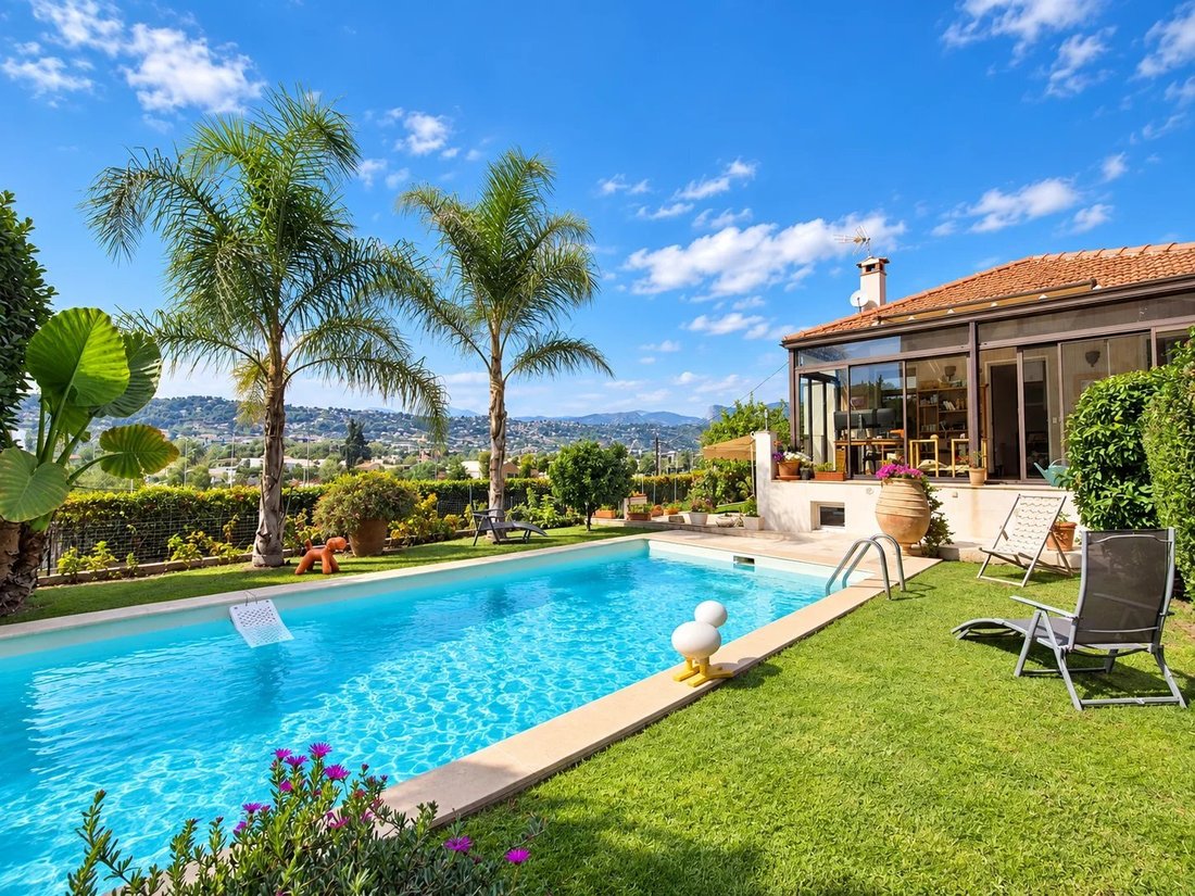 Villa a Nizza, Provenza-Alpi-Costa Azzurra, Francia 1 - 18917584