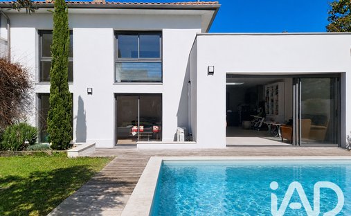 Maison à Grand Parc-Chartrons-Paul Doumer, Bordeaux, France 1