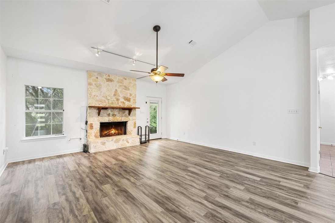 House in Austin, Texas, United States 5 - 18909452