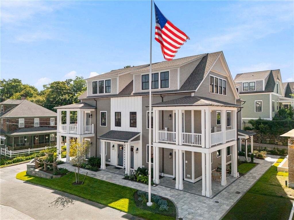 Condo in East Greenwich, Rhode Island, United States 3 - 18439043