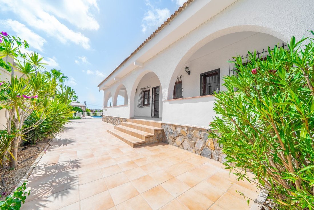 Haus in Torrevieja, Land Valencia, Spanien 3 - 18911515