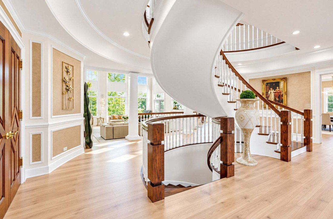House in Burr Ridge, Illinois, United States 5 - 18543013