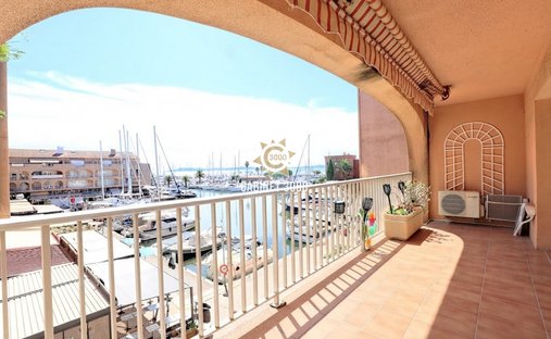 Wohnung in Hyères, Provence-Alpes-Côte d'Azur, Frankreich 1