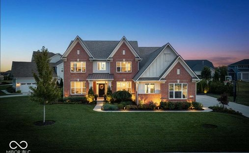 House in Zionsville, Indiana, United States 1