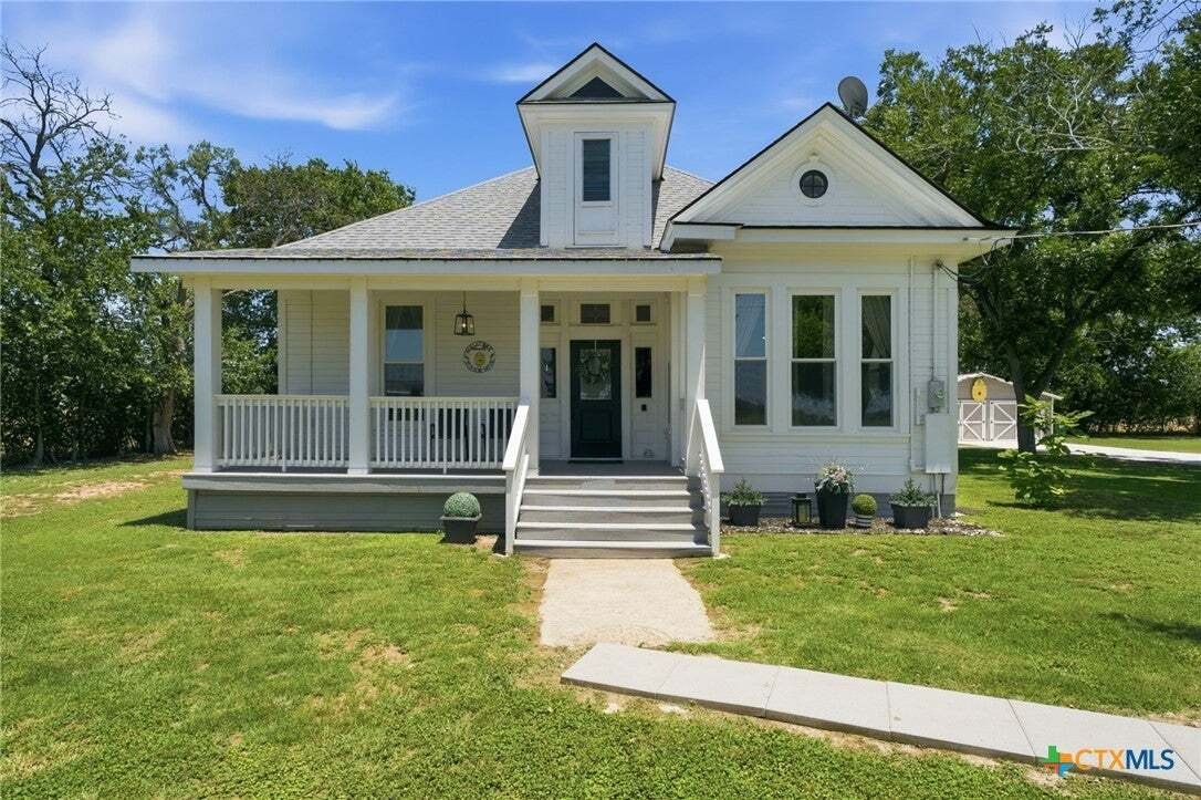House in Seguin, Texas, United States 1 - 18908991