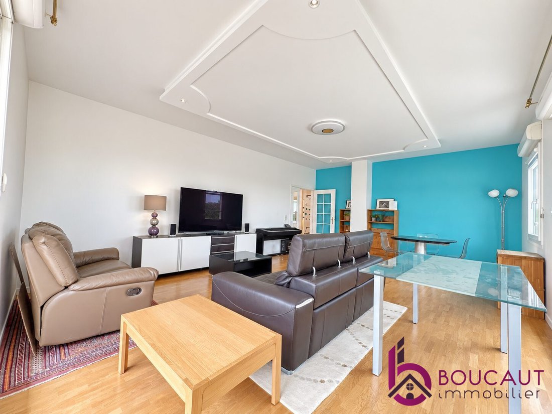 Apartment in Wallon, Le Plessis-Robinson, France 4 - 18021899