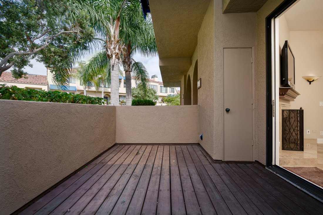 Condo in Huntington Beach, California, United States 5 - 18921842