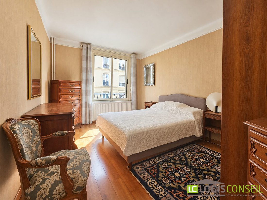 Apartment in Montrouge, Ile-de-France, France 4 - 18912644