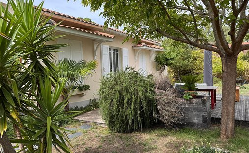 Villa in Centre Cap Ferret, Lège-Cap-Ferret, France 1