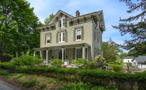 House in Chatham Township, New Jersey, United States 1