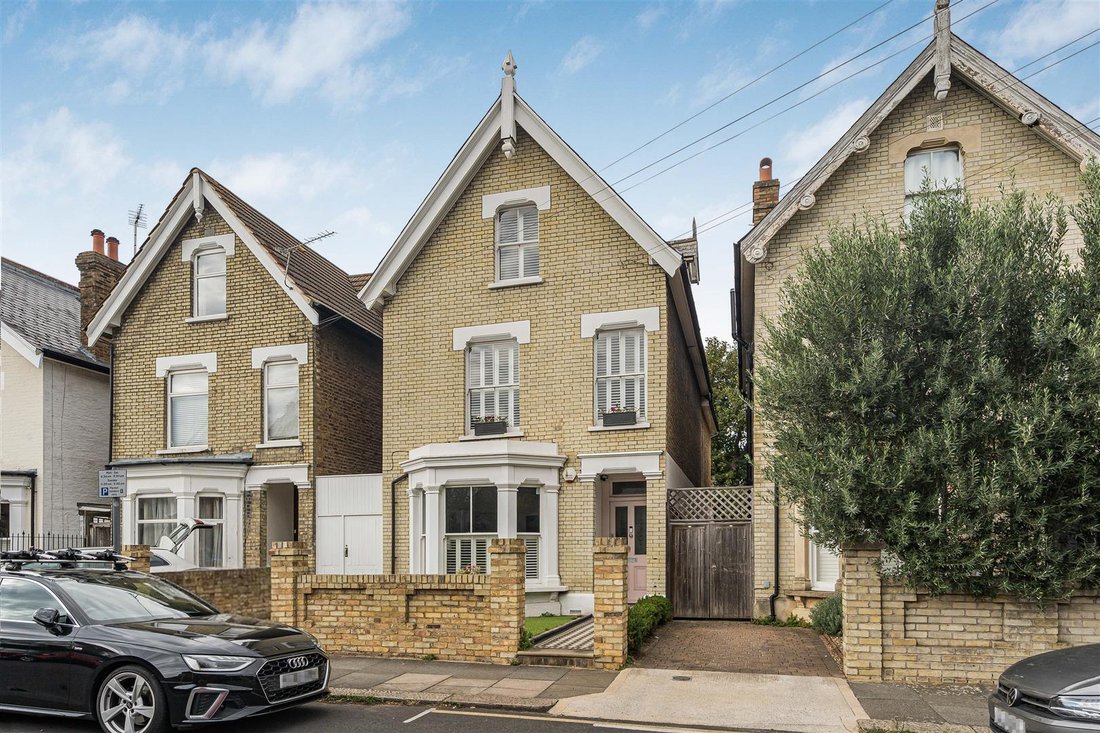 House in Kingston Upon Thames, Royal Borough of Kingston upon Thames, England 1 - 18909266