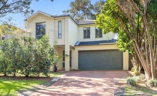 House in Warriewood, New South Wales, Australia 1