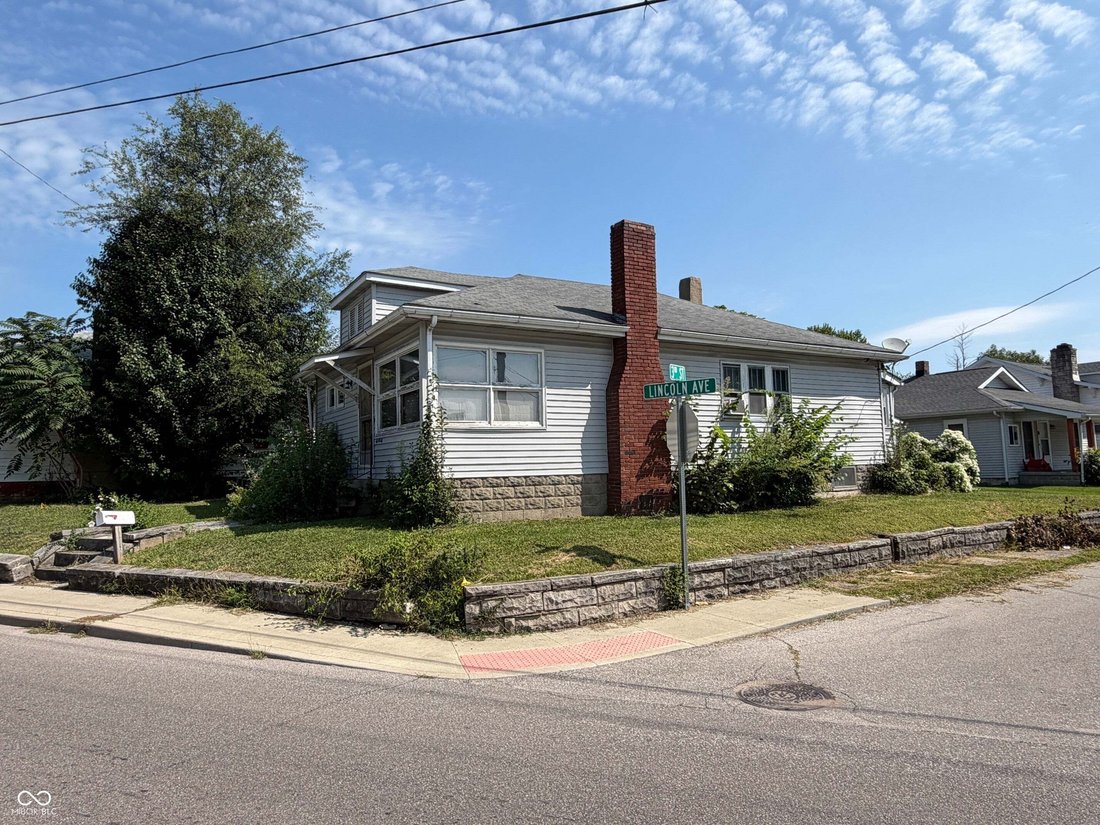 House in Bedford, Indiana, United States 2 - 18908838