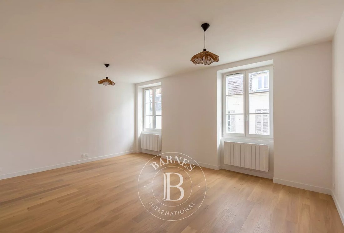 Apartment in Saint-Germain-en-Laye, Ile-de-France, France 2 - 18916027