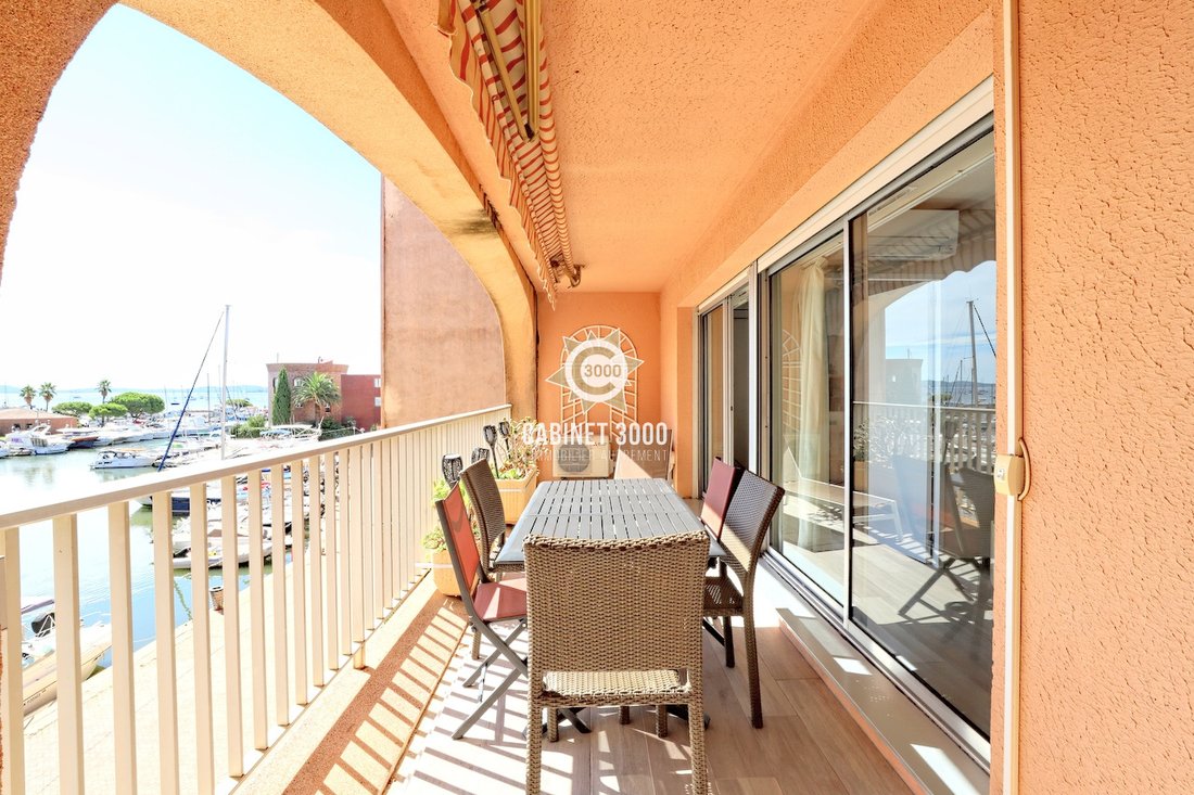 Appartement à Hyères, Provence-Alpes-Côte d'Azur, France 5 - 18911228