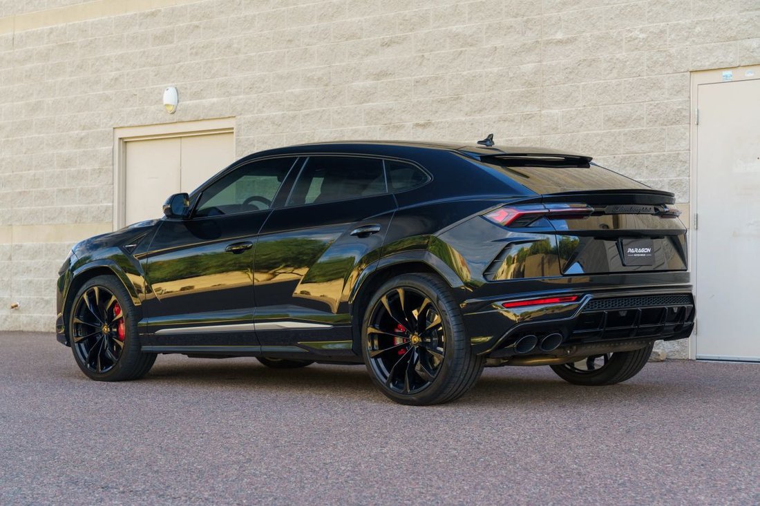 Suv in Scottsdale, AZ, United States 3 - 18921126