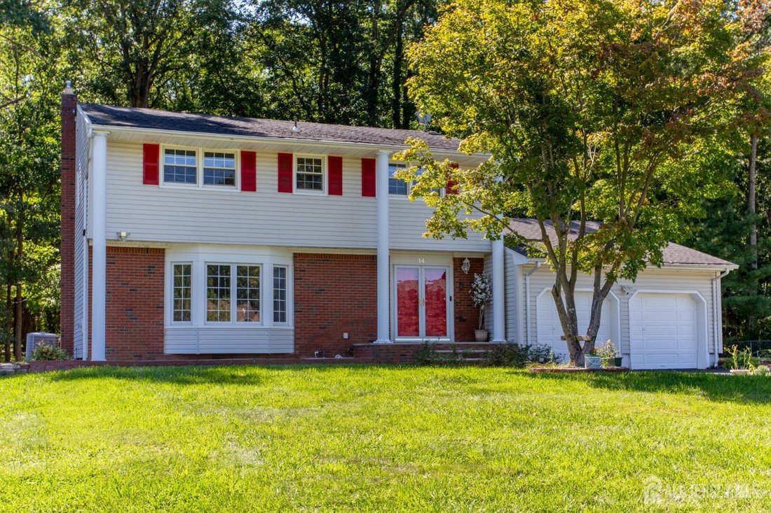 House in North Brunswick Township, New Jersey, United States 3 - 18918849
