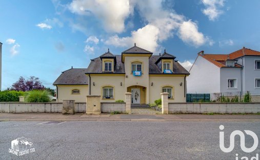 House in Poncelet-Le Bon Robert-Luxembourg, Florange, France 1