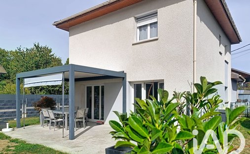 Maison à Savigny, Auvergne-Rhône-Alpes, France 1