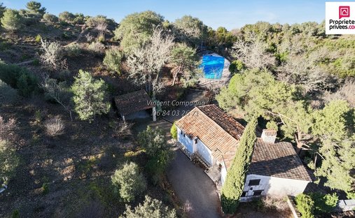 Villa in Esparron-de-Verdon, Provence-Alpes-Côte d'Azur, Frankreich 1