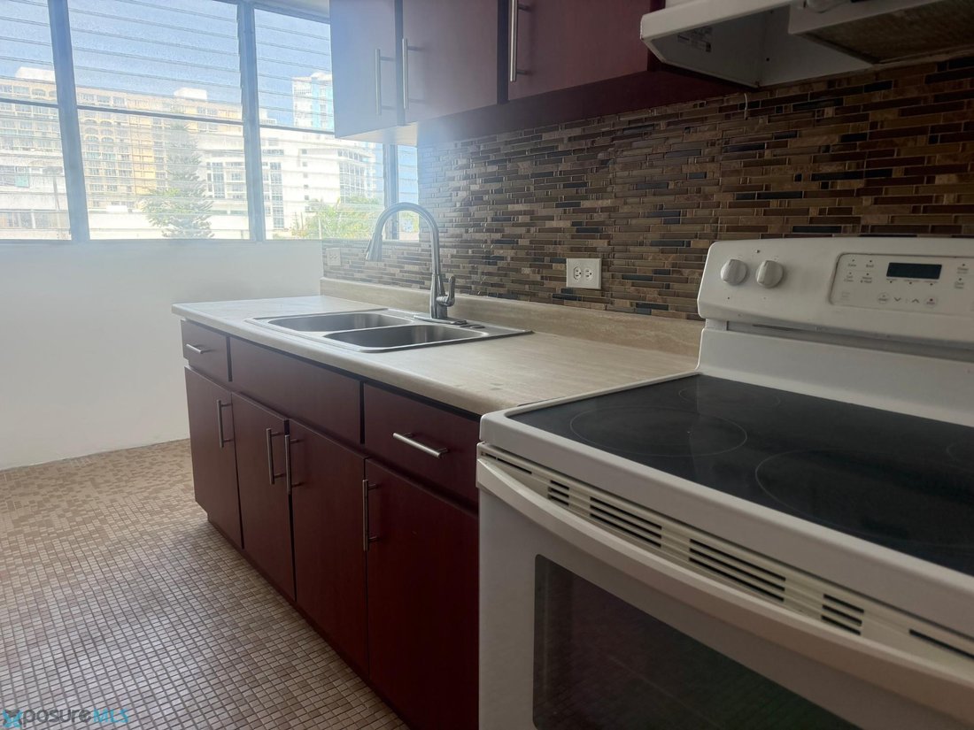 Apartment in Carolina, Carolina, Puerto Rico 4 - 18915521