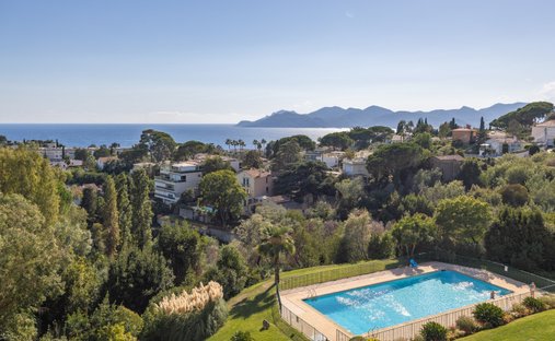 Apartment in Saint Nicolas, Cannes, France 1