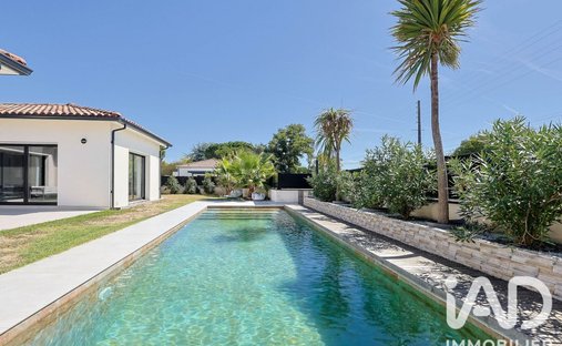 House in Labarthe-sur-Leze, Occitania, France 1