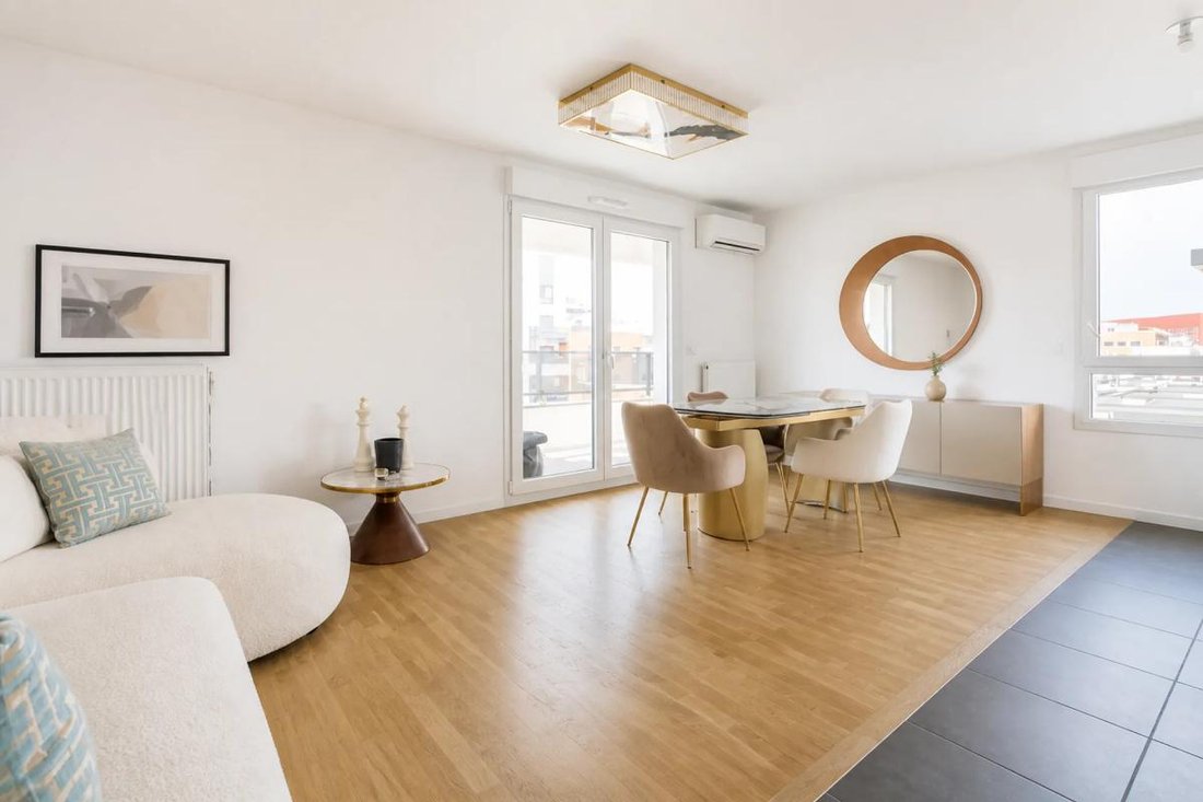 Apartment in Centre, Romainville, France 1 - 18913769