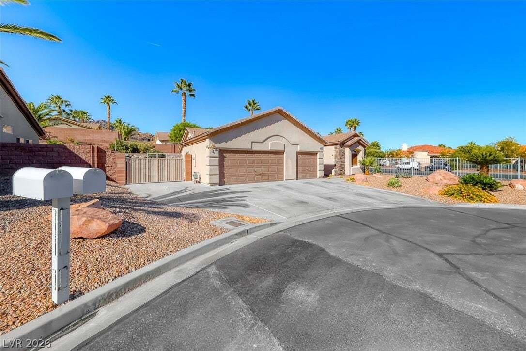 House in Boulder City, Nevada, United States 4 - 18905454