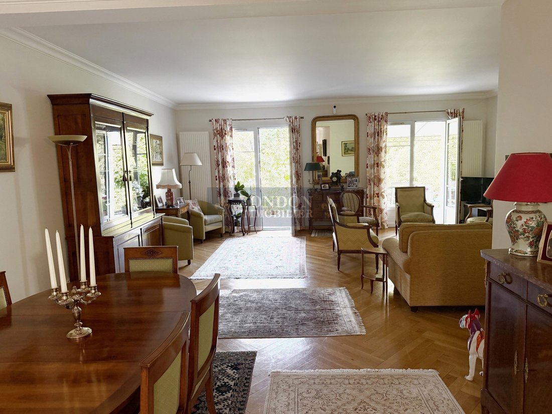 House in Domaine National du Château, Versailles, France 2 - 18907869