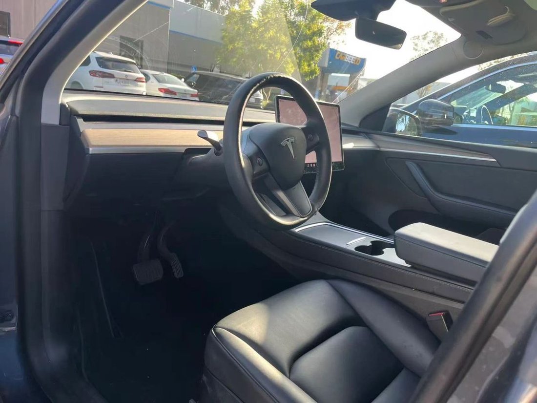 Suv in Costa Mesa, CA, United States 3 - 18914504