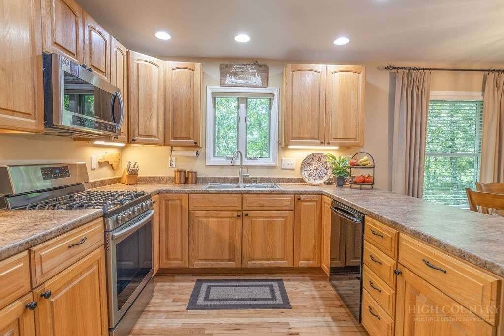 House in Newland, North Carolina, United States 3 - 17173901