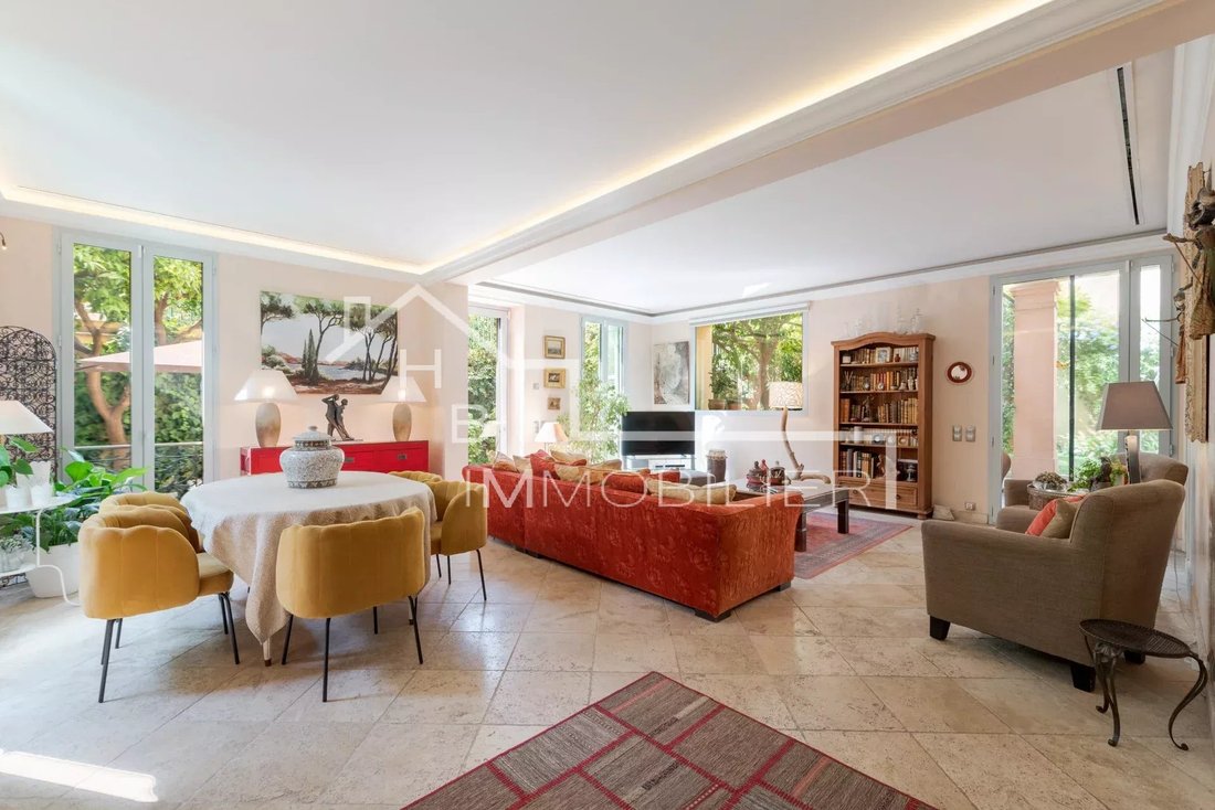Villa in Nice, Provence-Alpes-Côte d'Azur, France 5 - 18907564