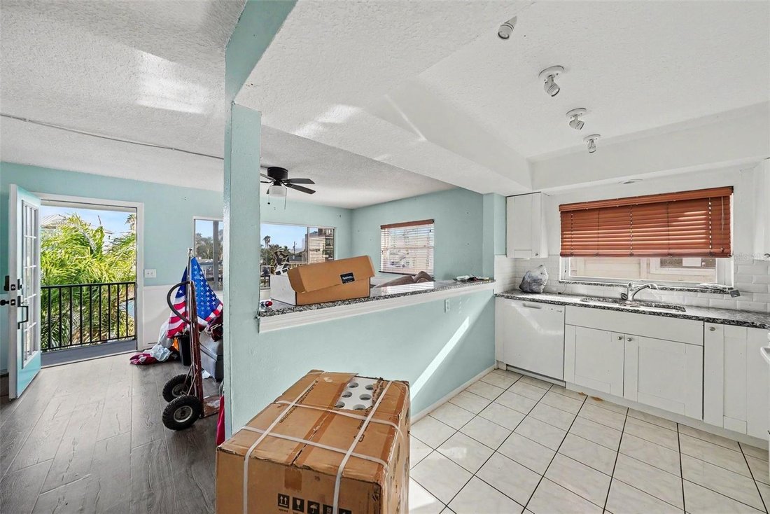 House in Madeira Beach, Florida, United States 3 - 18905984