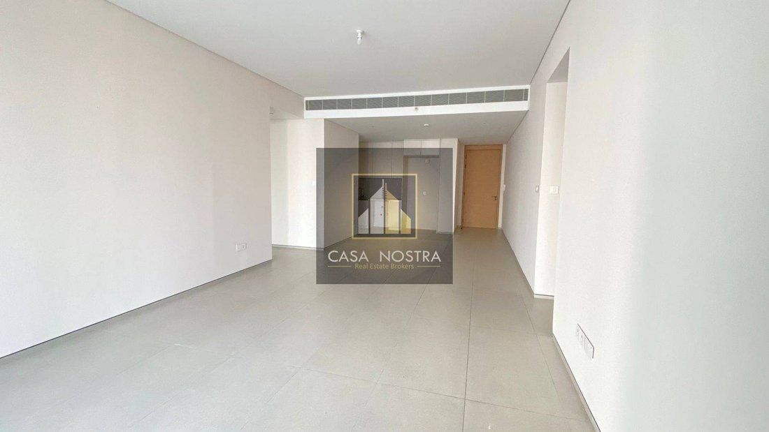 Apartment in Dubai, United Arab Emirates 5 - 18906807
