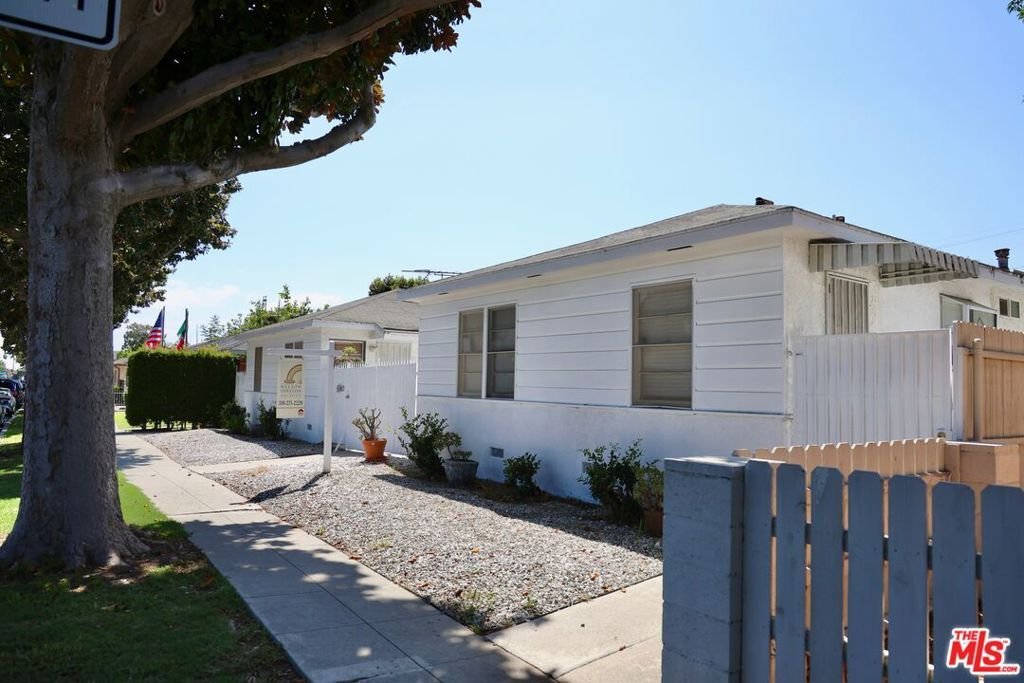 Los Angeles, California, United States 1 - 18823386