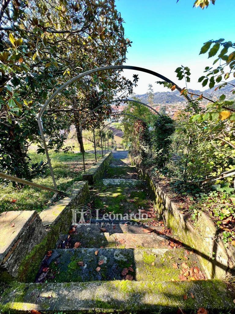 Villa in Camaiore, Tuscany, Italy 2 - 18912102