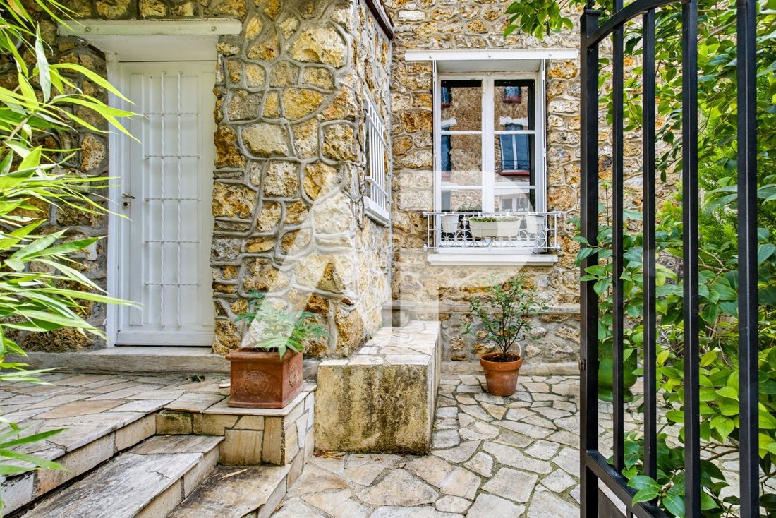 House in Beau Site-Pommerets-Binelles, Sevres, France 3 - 18916081