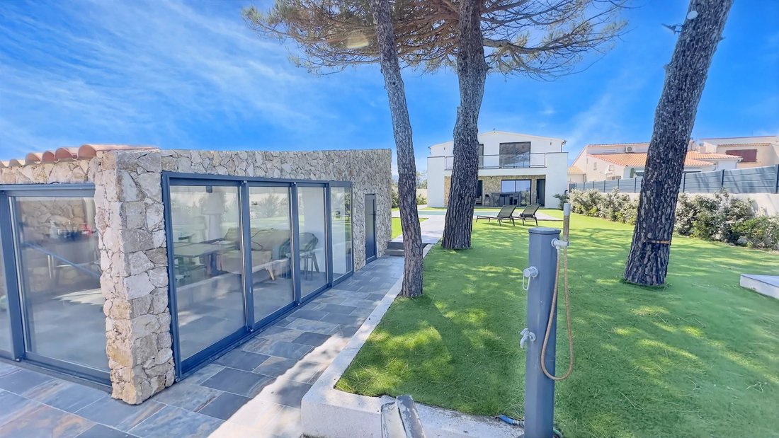 Villa in Lucciana, Corsica, France 3 - 17947131