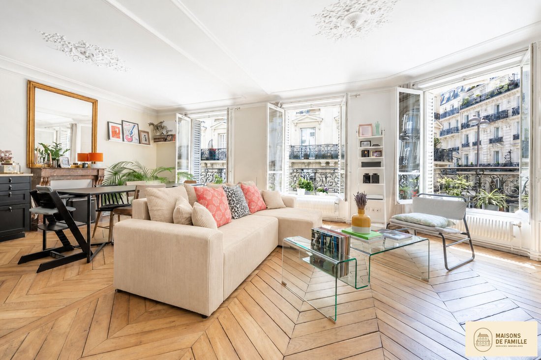 Appartamento a Trudaine-Maubeuge, Paris 9e Arrondissement, Parigi 1 - 18914750