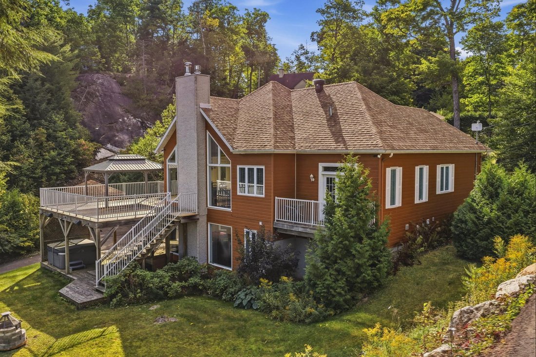 Casa a Saint-Hippolyte, Québec, Canada 2 - 18910938