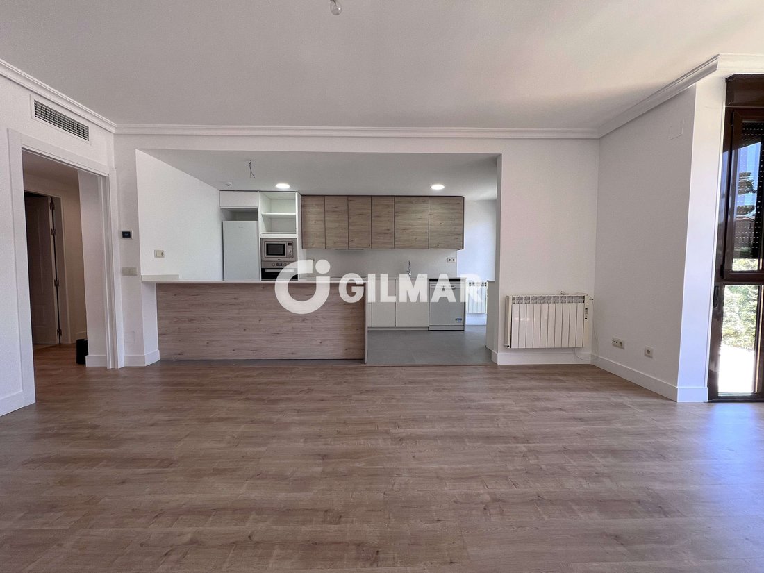 Appartamento a Fuencarral-El Pardo, Madrid, Spagna 2 - 18906912