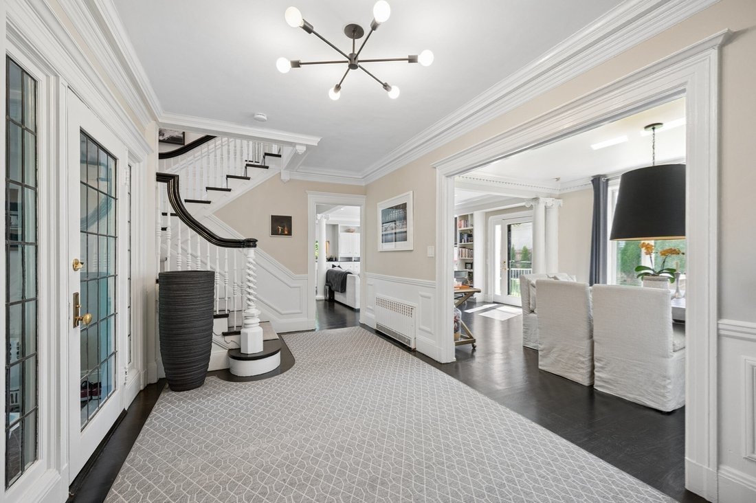 House in Newton, Massachusetts, United States 5 - 18912775