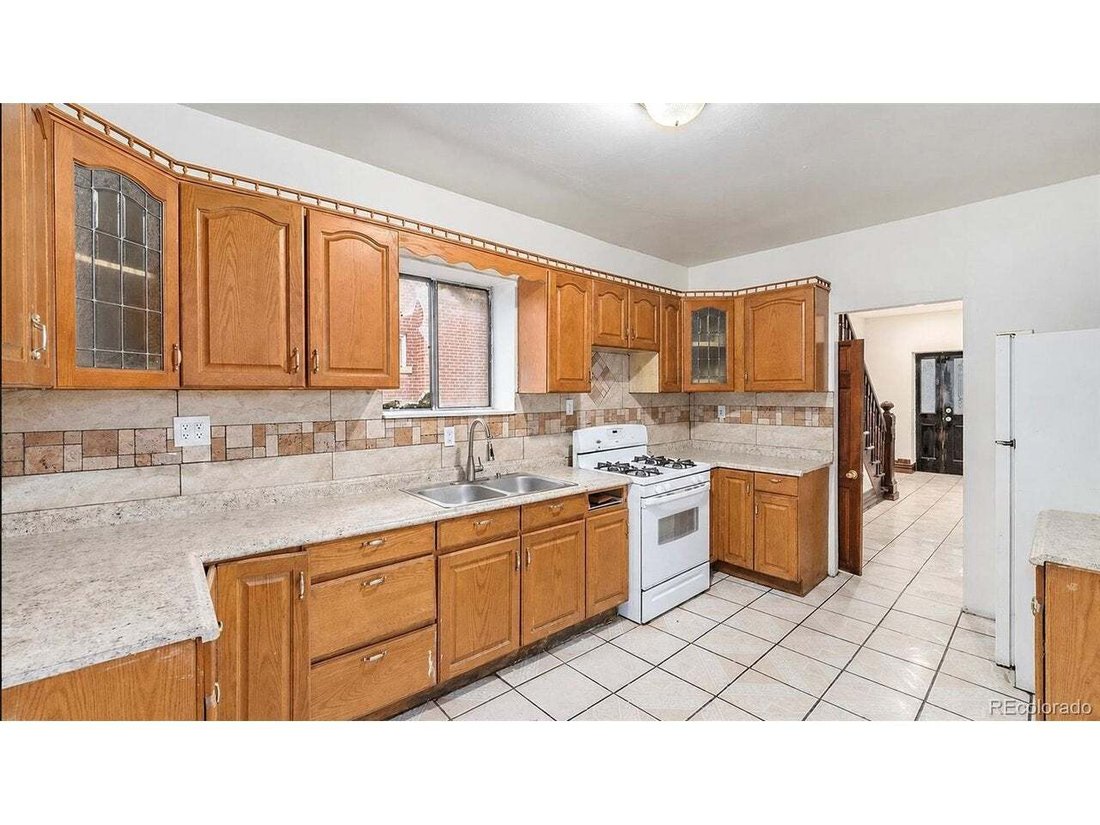 House in Aurora, Colorado, United States 4 - 18916979