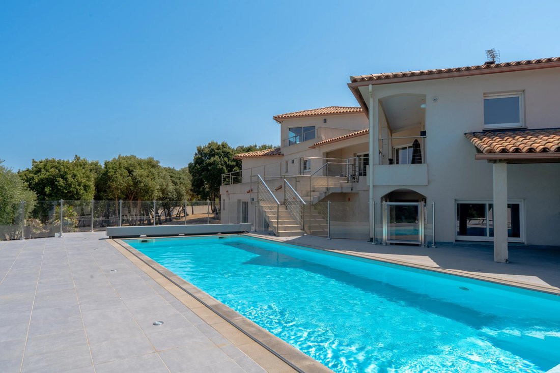 Villa in Bonifacio / Bunifaziu, Corsica, France 3 - 18602737