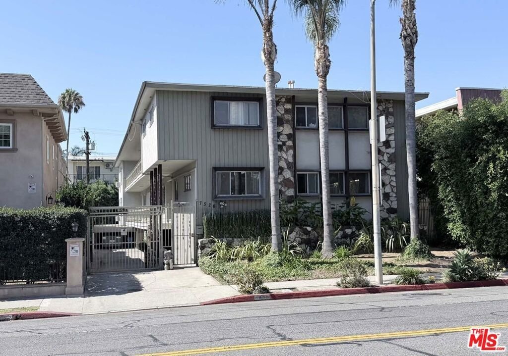 Los Angeles, California, United States 2 - 18912962