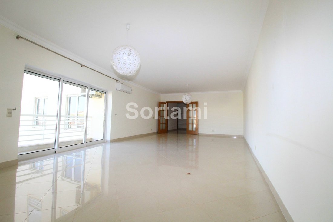 Apartment in Vilamoura, Quarteira, Algarve 2 - 13953617